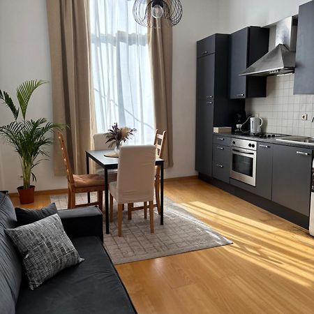 L&L Residence 1 Брюссель Экстерьер фото
