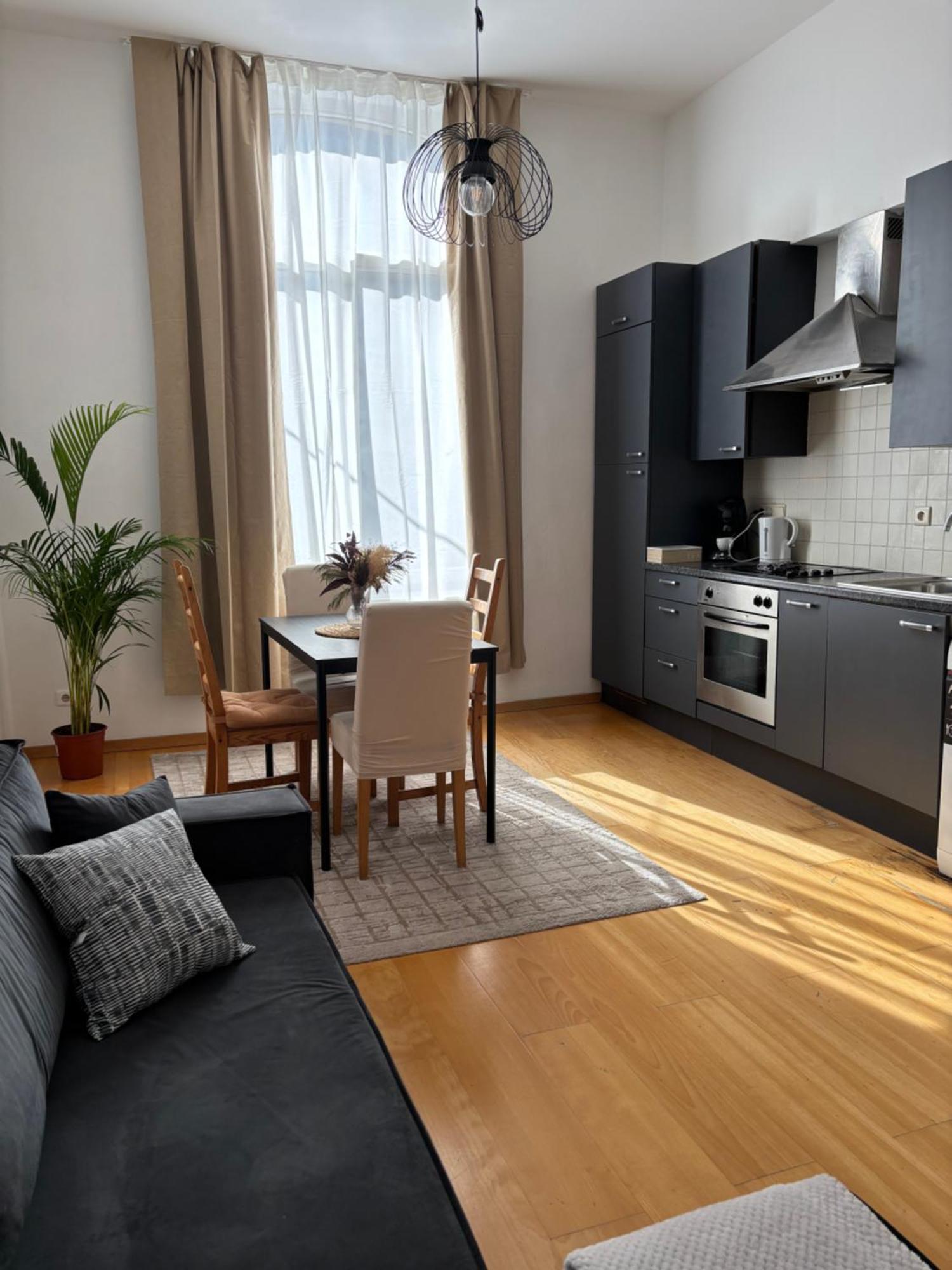 L&L Residence 1 Брюссель Экстерьер фото
